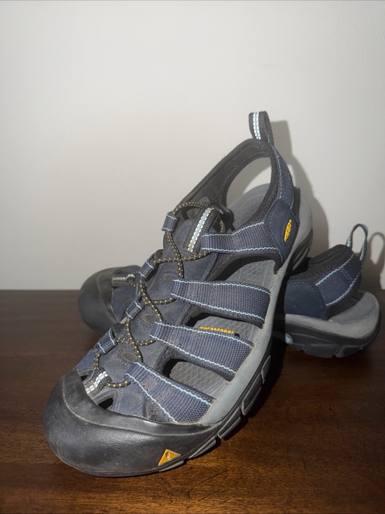 Keen Men’s Dark Blue and Gray Outdoor Sandals main image 6